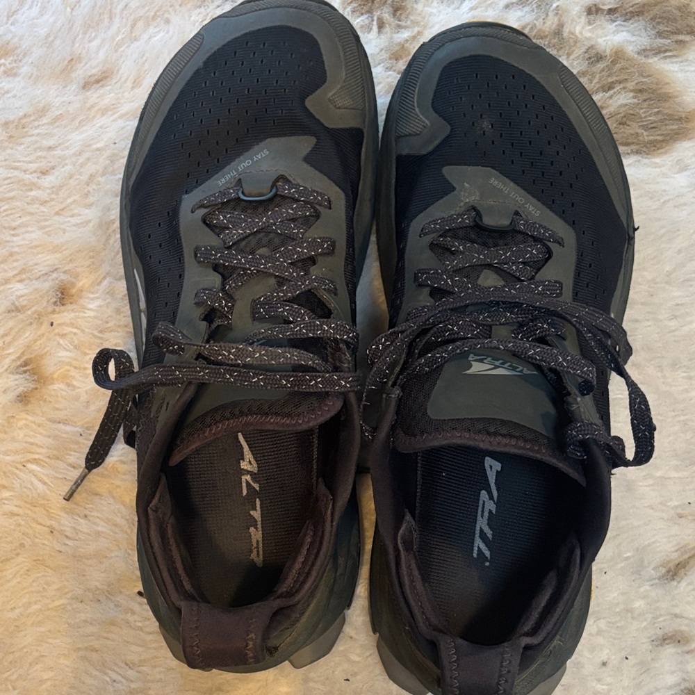 Altra Men's Black and Olive Green Trail Runners - Picture 6 of 6